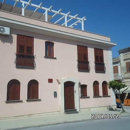 B&B Home Sweet Home Rosolini Εξωτερικό φωτογραφία