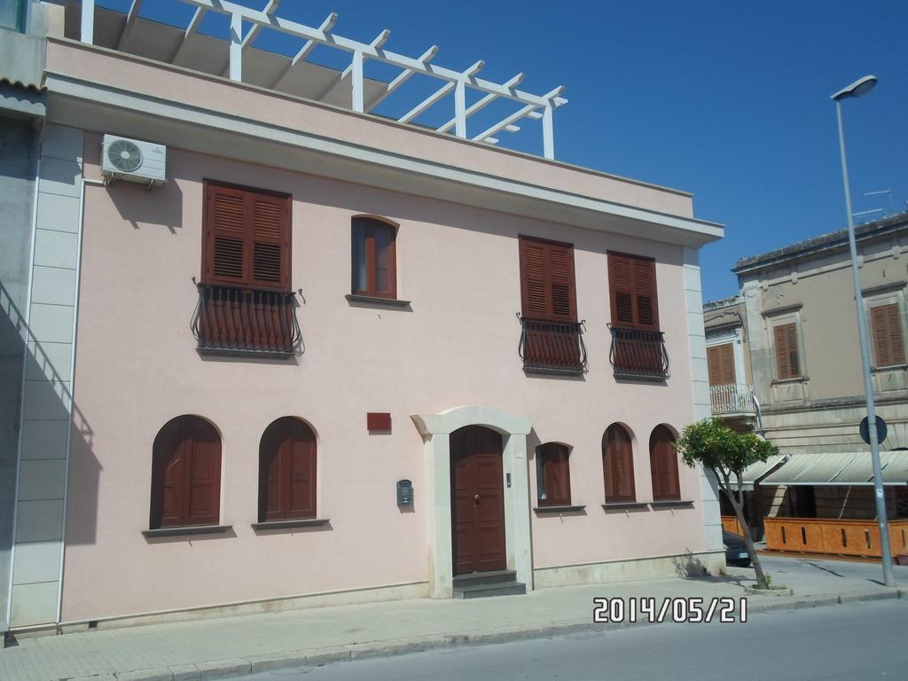 B&B Home Sweet Home Rosolini Εξωτερικό φωτογραφία